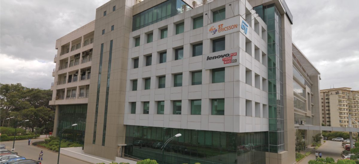 Roach Sarovar Portico Business Hotel designed by Roach Lifescapes